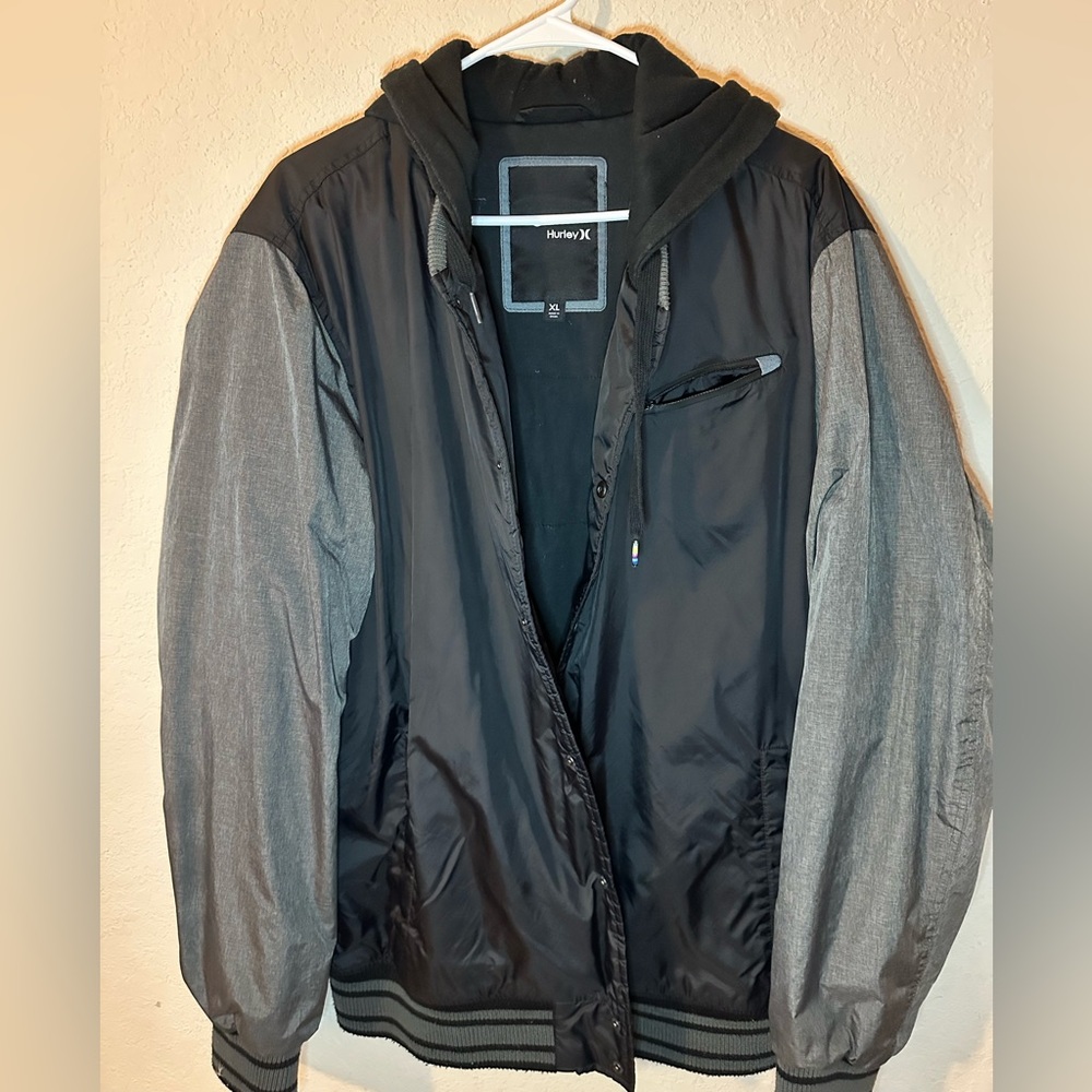 Hurley Men's Black and Gray Jacket